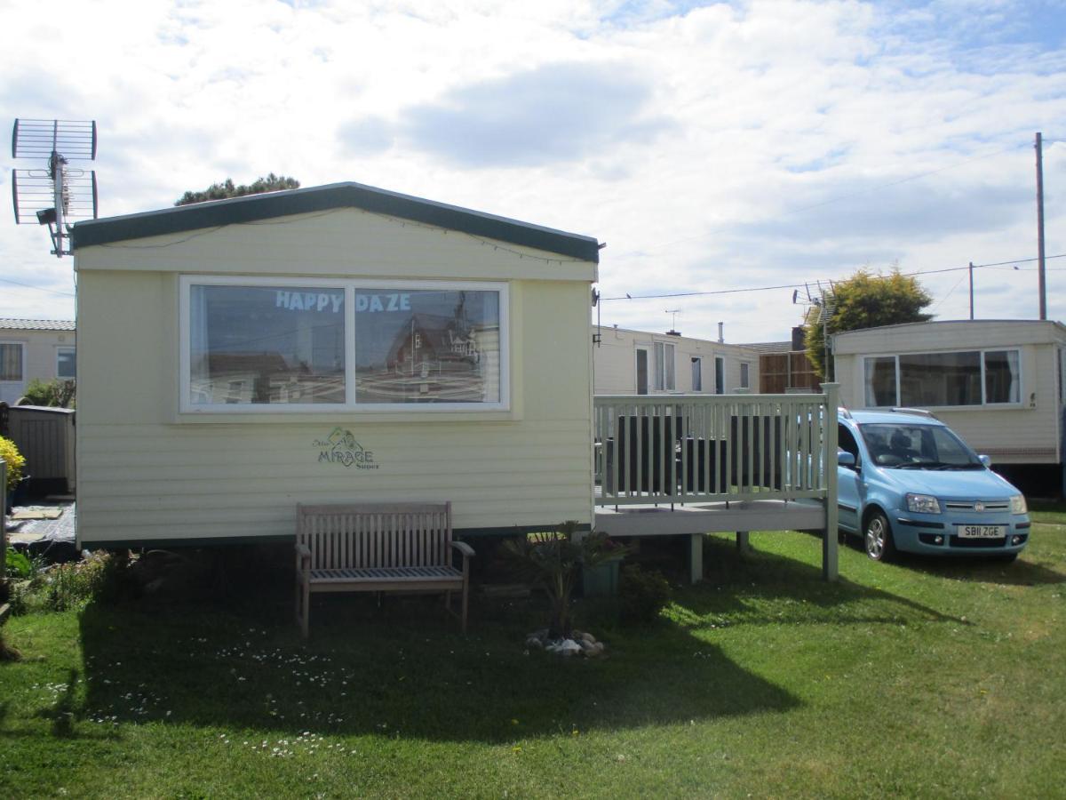 Happydaze Caravan Bacton  Luaran gambar