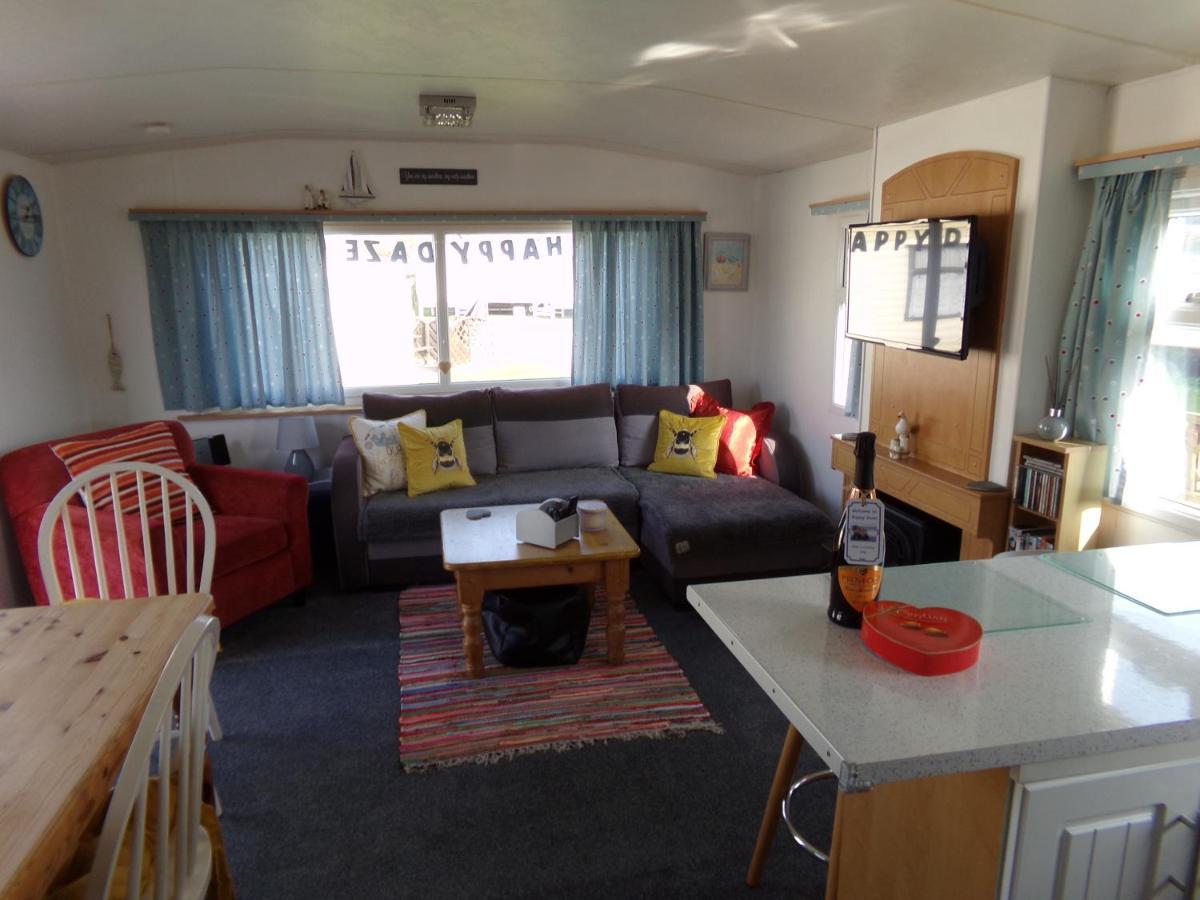 Happydaze Caravan Bacton  Luaran gambar